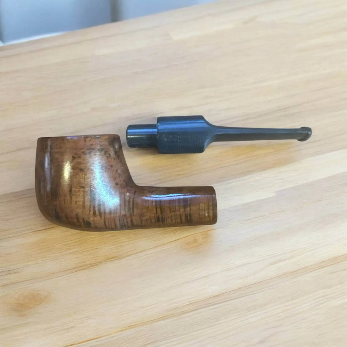 Billiard Träpipa – Walnut Brown Polished | Klassisk Rak Tobakspipa