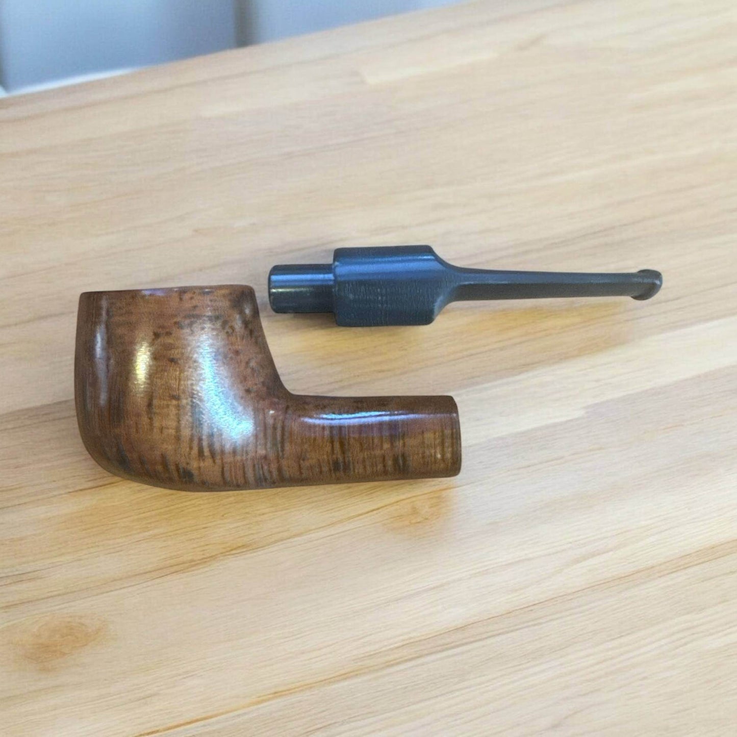 Billiard Träpipa – Walnut Brown Polished | Klassisk Rak Tobakspipa - Pipe-Shop.se