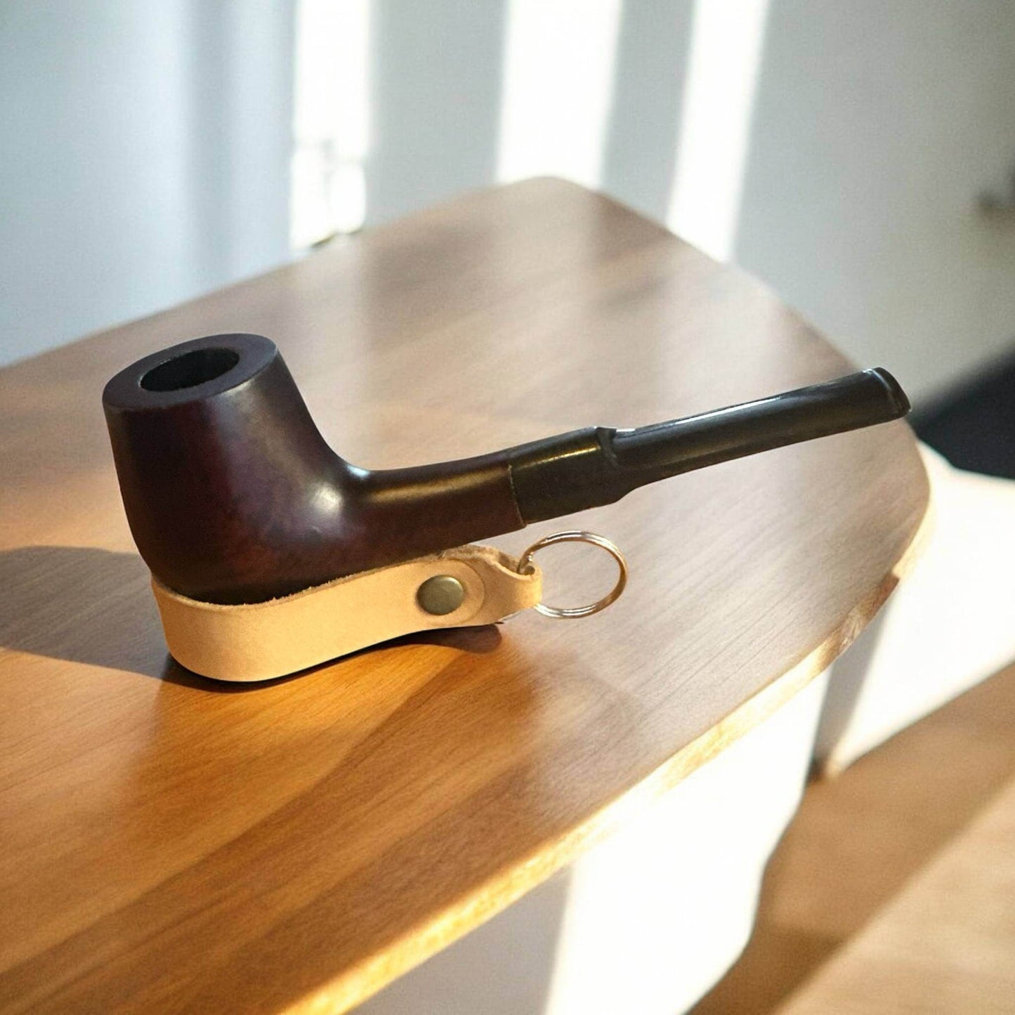 Brandy Träpipa – Walnut Brown/Red Polished | Klassisk elegans i varm träton - Pipe-Shop.se