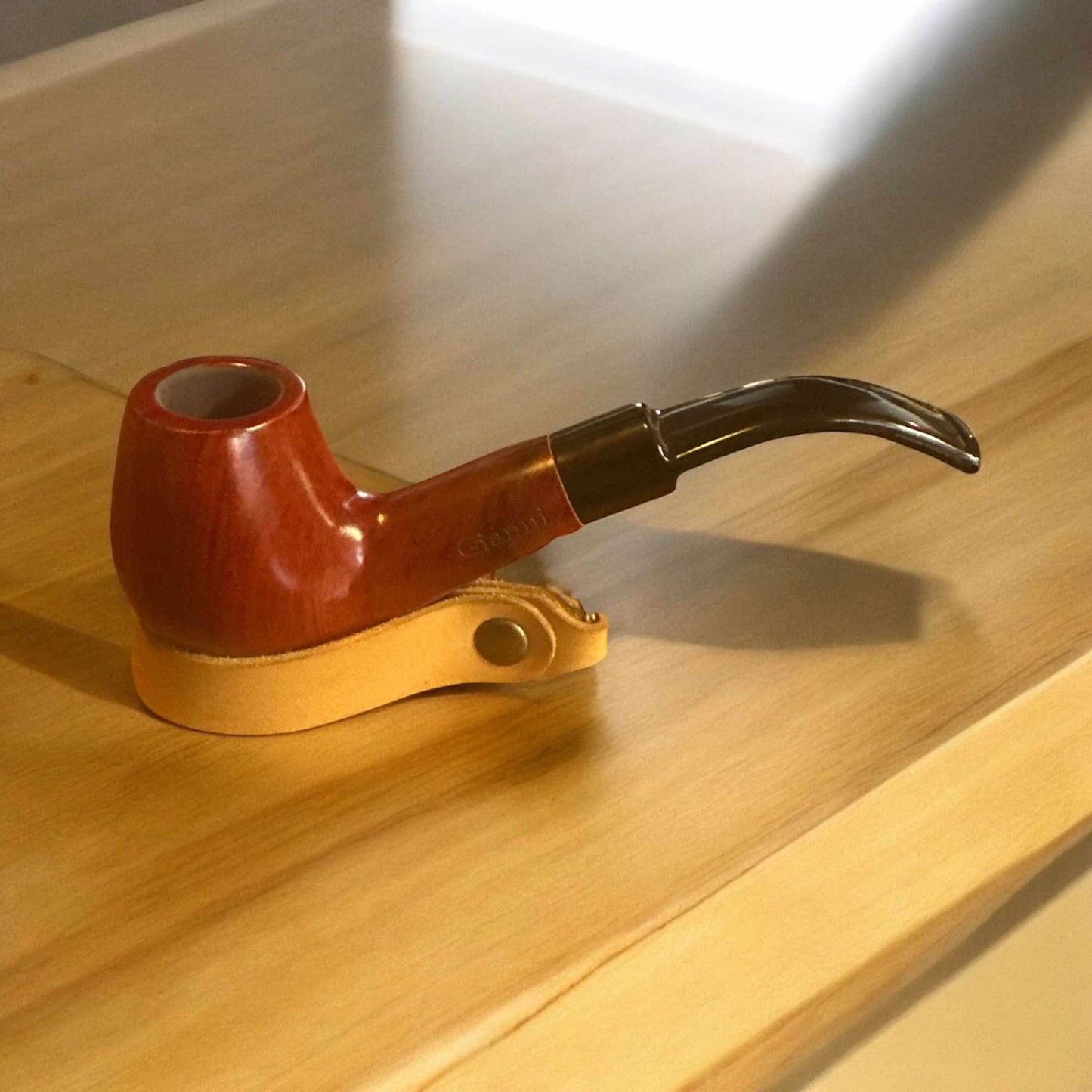 Gianni Billiard Apple Böjd Pipa i Briar – Klassisk Skönhet och Utmärkt Komfort - Pipe-Shop.se