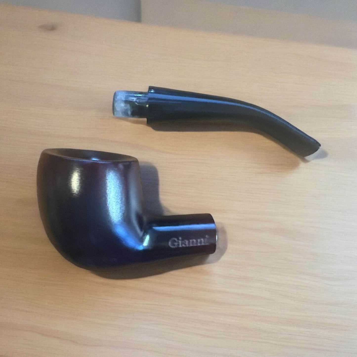 Gianni Kvartsböjd Briar Pipa med Sluttande Skål – Mästarklass i Italienskt Hantverk - Pipe-Shop.se