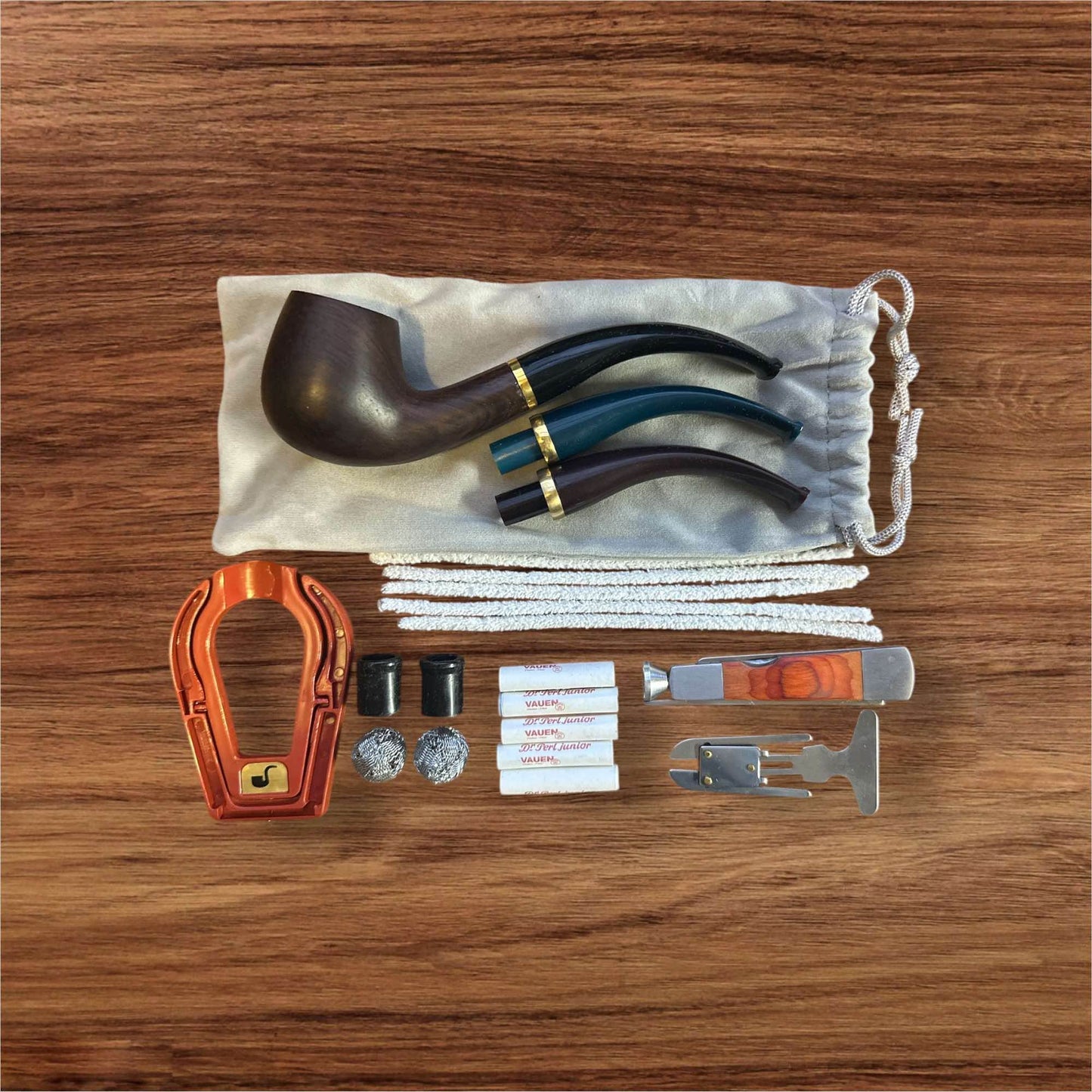 Handgjord Tobakspipa i Päronträ – Komplett Set med Tillbehör i Presentförpackning - Pipe-Shop.se
