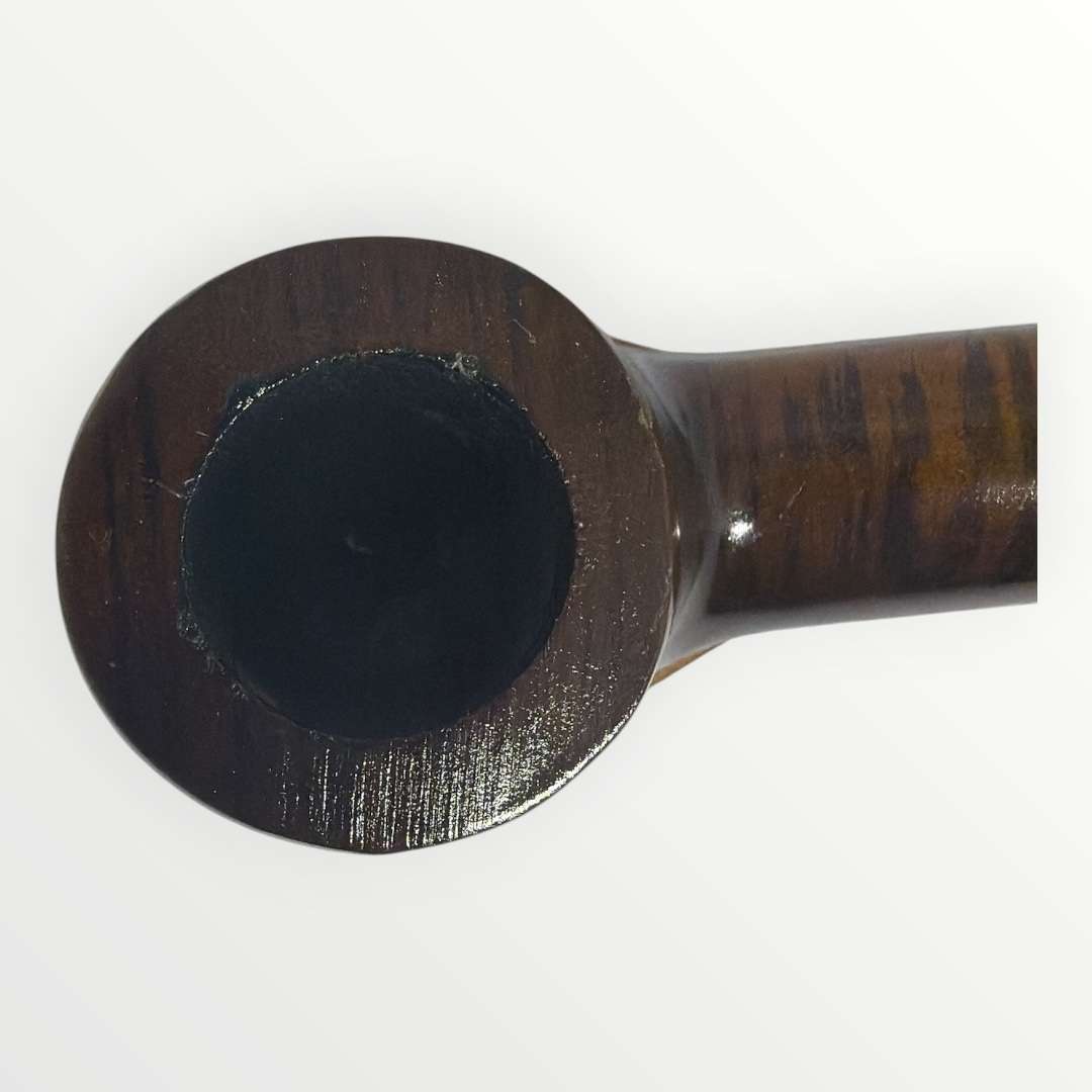 Klassisk Brandy Träpipa – Halvböjd (Walnut Brown & Red Polished)