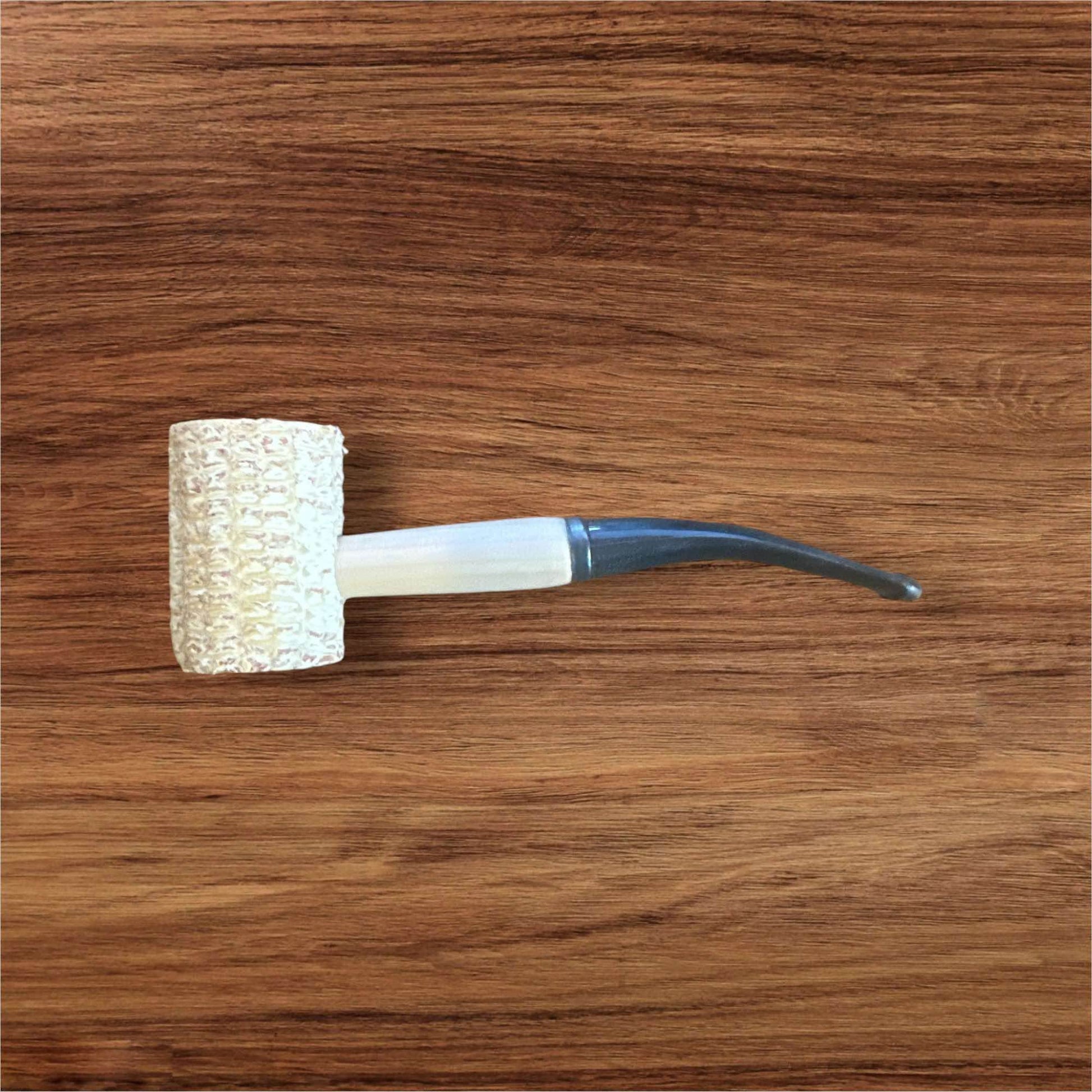 Majspipa – Naturlig Rökning med Klassisk Charm - Pipe-Shop.se