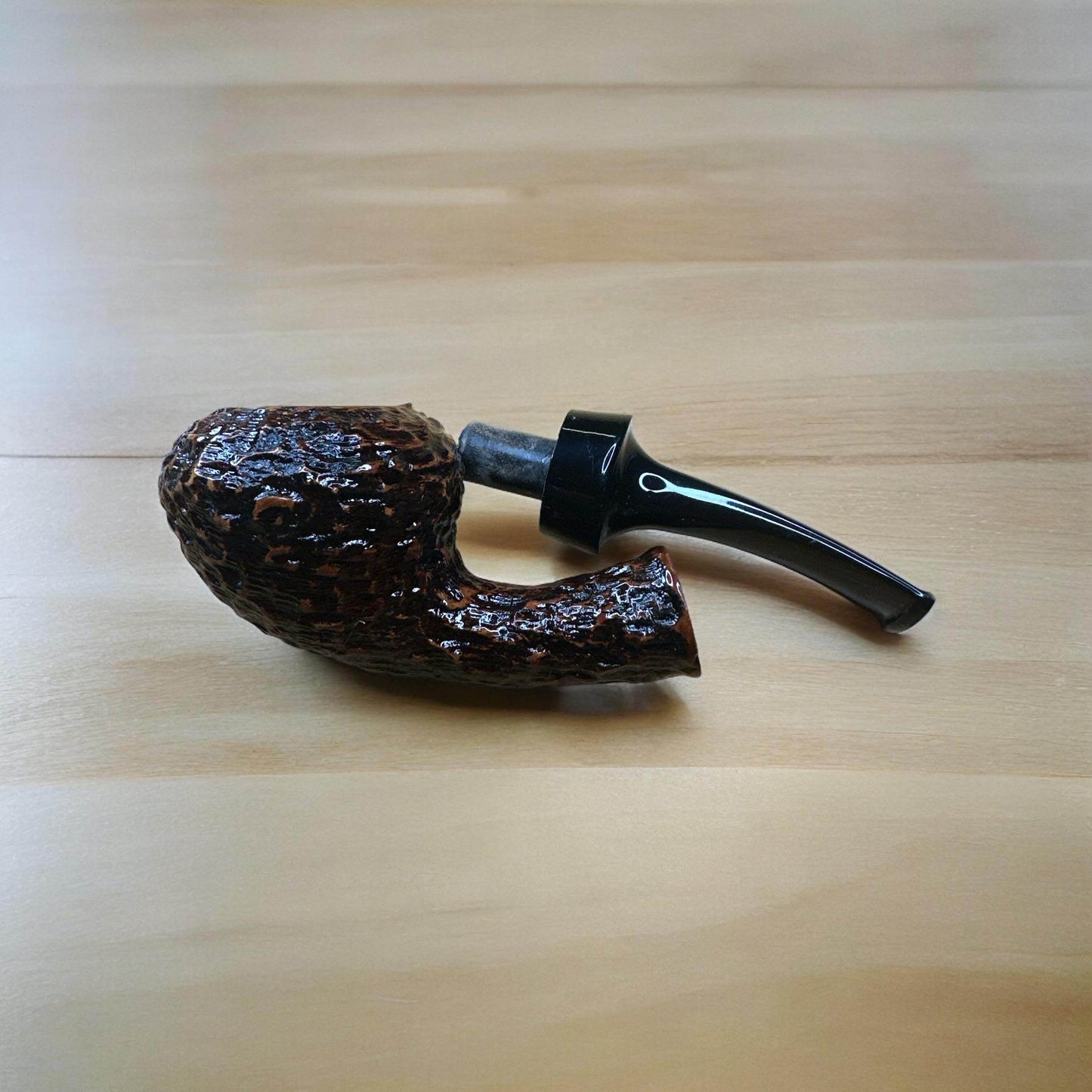 Mini Blowfish 10,6 cm Briar Pipa - Handsnidad och Graverad Tobakspipa - Pipe-Shop.se