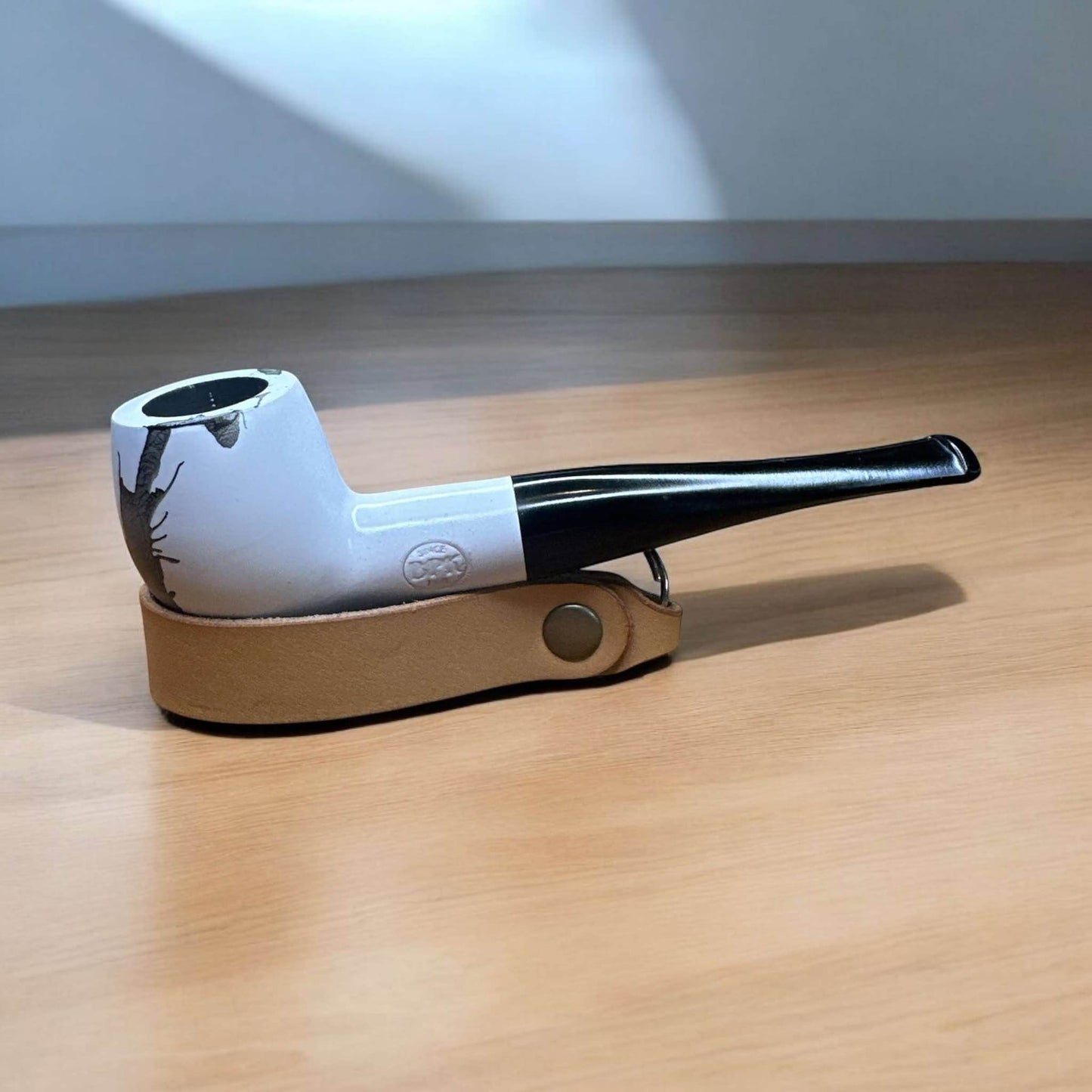 MOSS White 6237 – Rak 9 mm Filterpipa i Behandlad Pearwood - Pipe-Shop.se