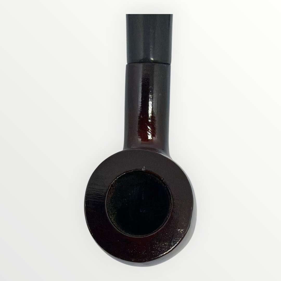 Pipa Betsad – Klassisk Träpipa i Mörkrödbrun Bent Billiard (141mm)