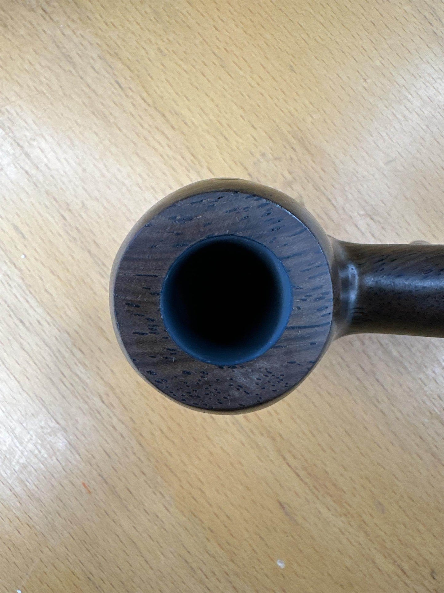 Solid Tobakspipa i Ebenholts – Klassisk Elegans för Rökning - Pipe-Shop.se