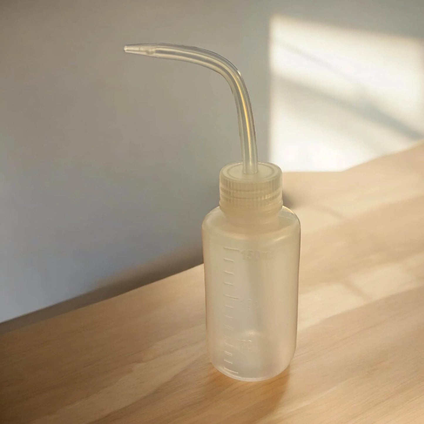 150 ml Vattenflaska med Pipett – Perfekt för Noggrann Dosering
