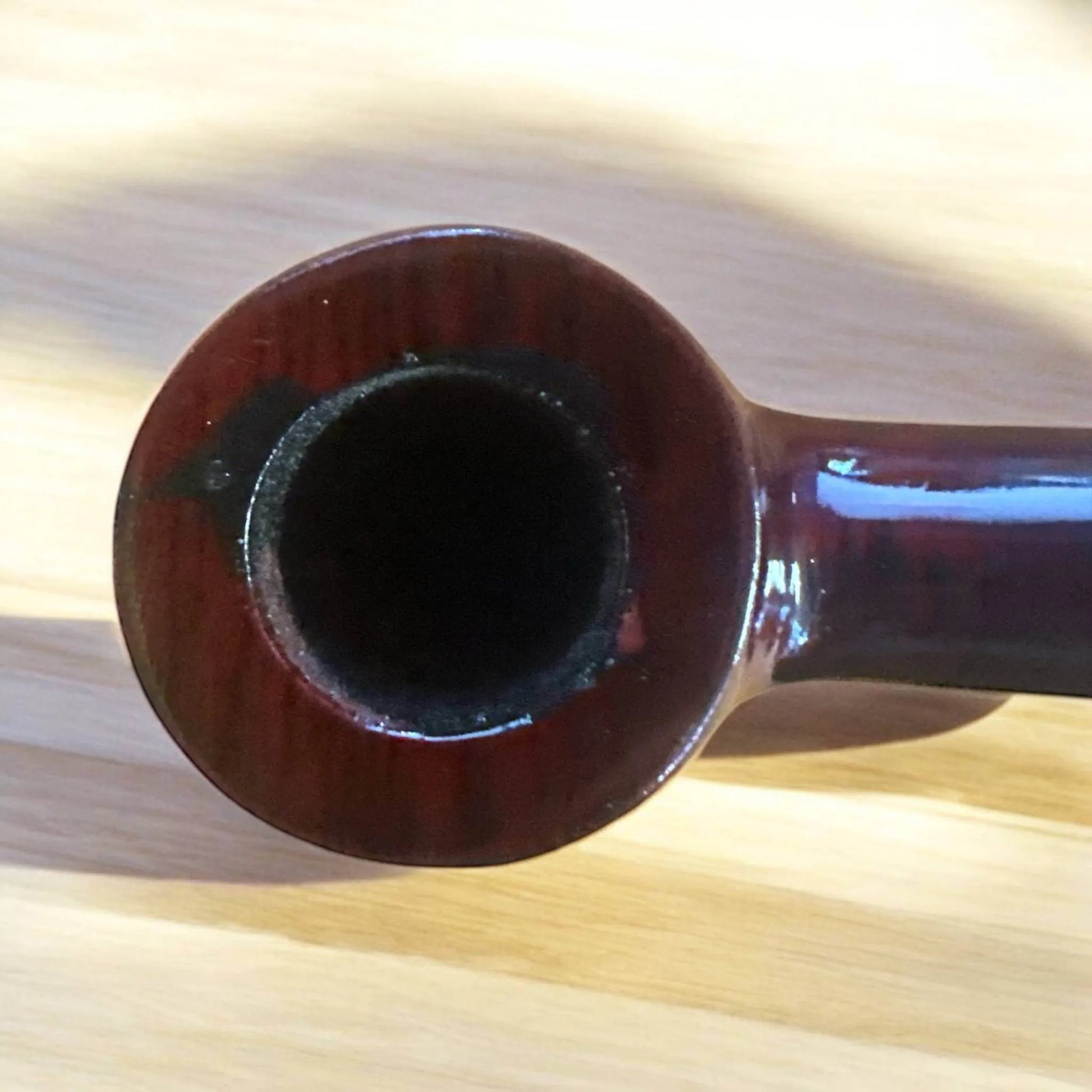 Brandy Träpipa – Walnut Brown/Red Polished | Stilren Halvböjd Tobakspipa