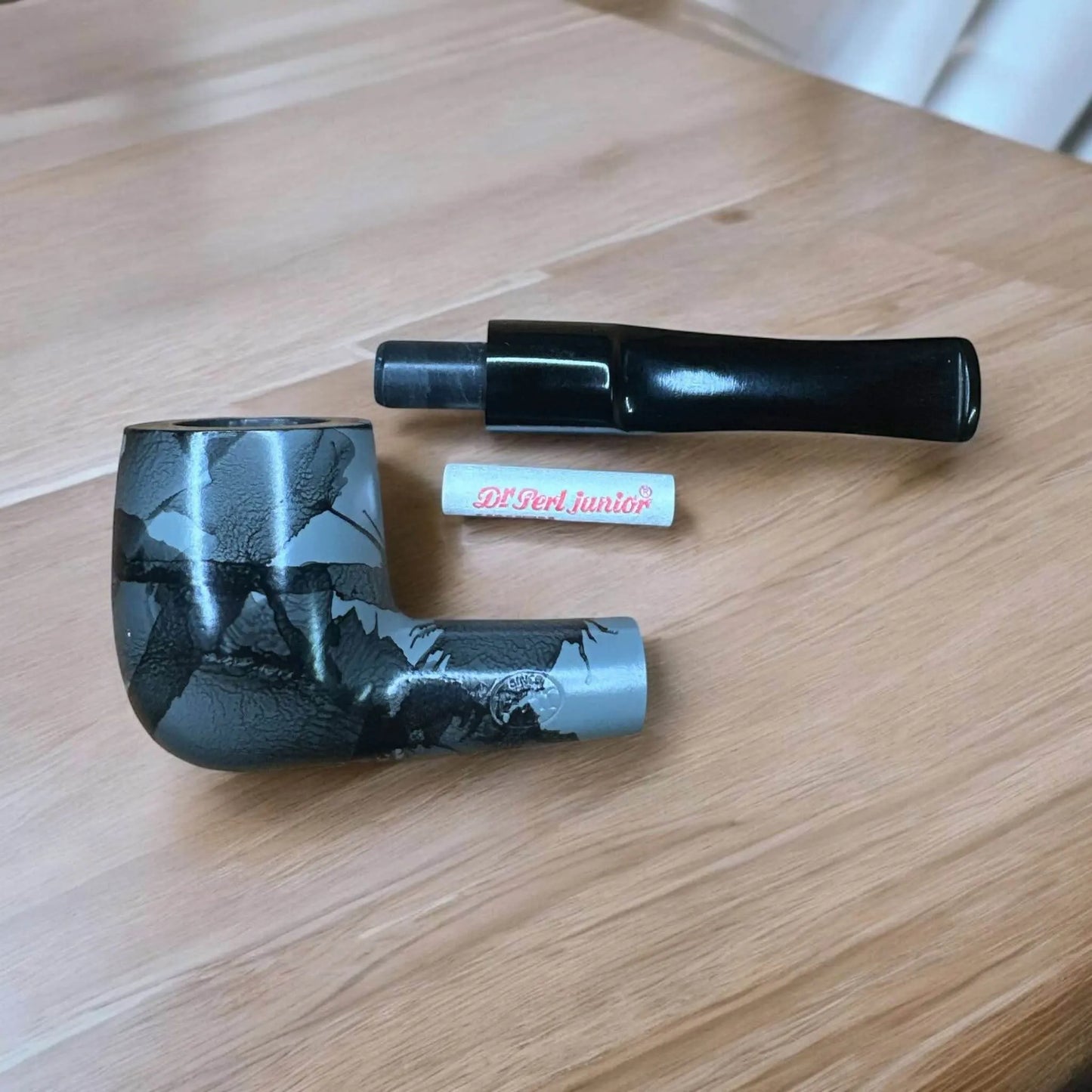 MOSS Grey 6164 – Rak 9 mm Filterpipa i Pearwood