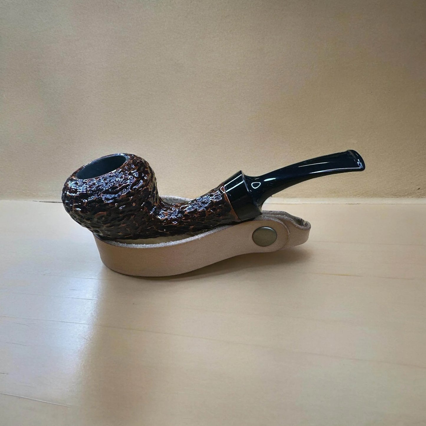 Mini Blowfish 10,6 cm Briar Pipa - Handsnidad och Graverad Tobakspipa
