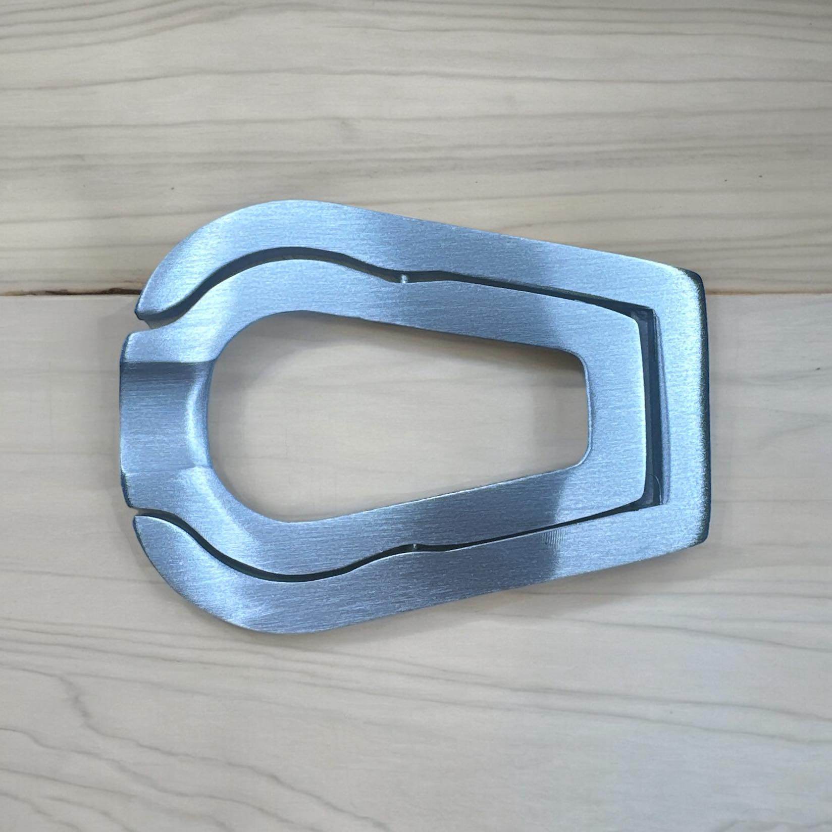 Pipställ Pocket Kraftig i Metall – Praktisk och Stilfull Förvaring för Din Pipa - Pipe-Shop.se