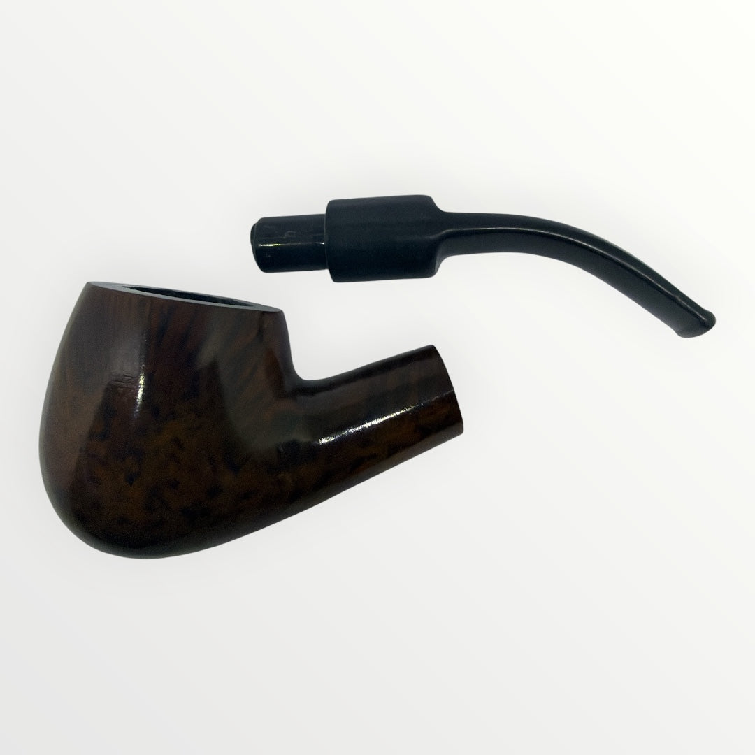 Klassisk Rhodesian Träpipa – Halvböjd (Walnut Brown & Red Polished)